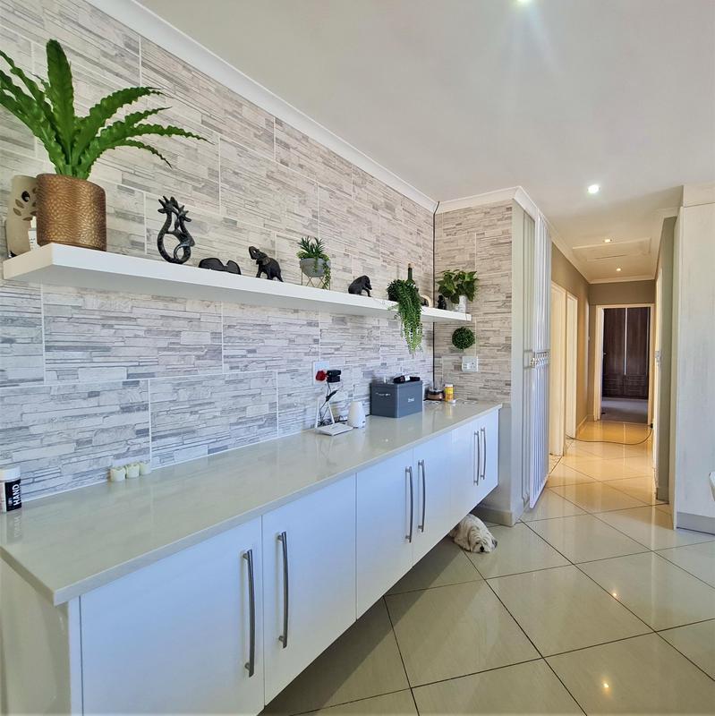 4 Bedroom Property for Sale in Myburgh Park Western Cape